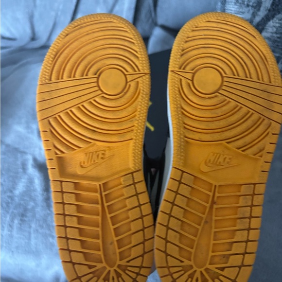 Jordan retro 1 High Taxi